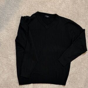 George Men's V-Neck Sweater in Black